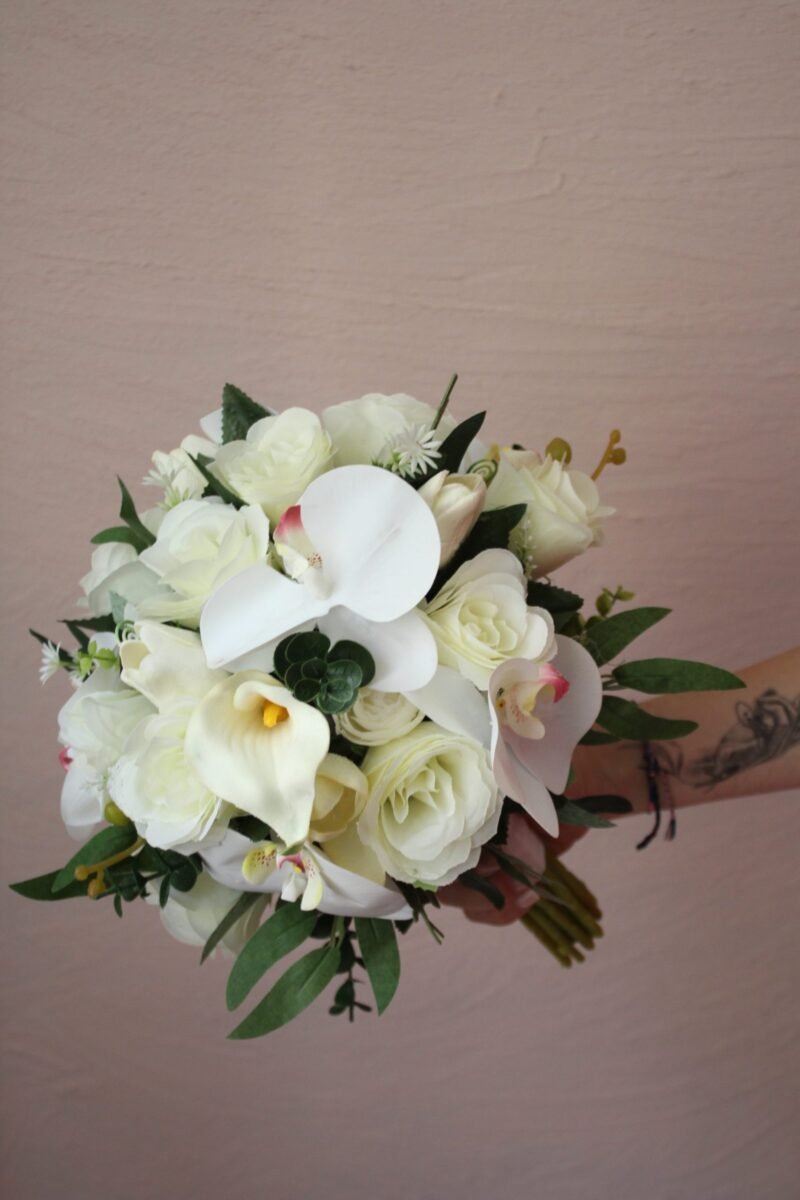 with orchids - Görsel 4